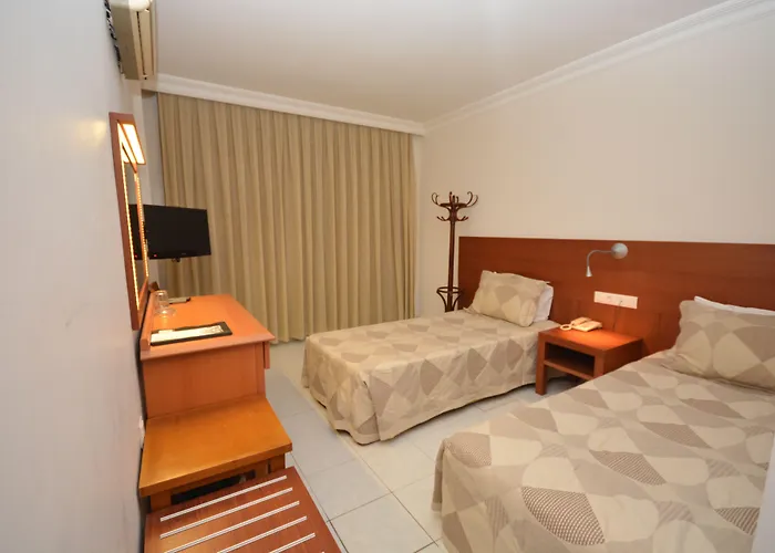 Saray 2* אולודניץ